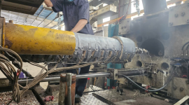 Các bước vệ sinh bề mặt túi bảo ôn máy ép nhựa