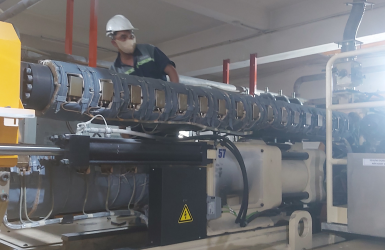 Thi công túi bảo ôn máy ép nhựa